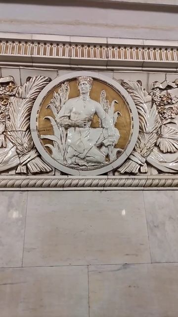 Московское Метро.Станция Проспект Мира. смотреть онлайн