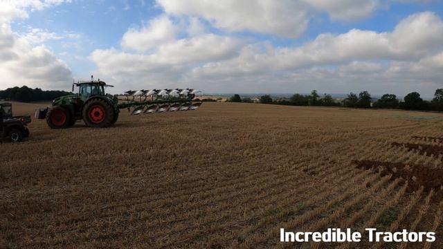 2021 Fendt 936 Vario Profi Plus 9.0 Litre 6-Cyl Diesel Tractor (355 HP) with Amazone Plough смотреть онлайн