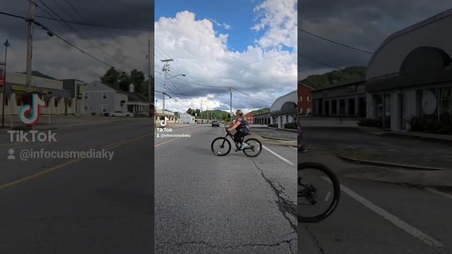 Insta360 x4 is legit! This camera misses nothing! #360camera #insta360 #instax4 #sonyshooter #ky смотреть онлайн