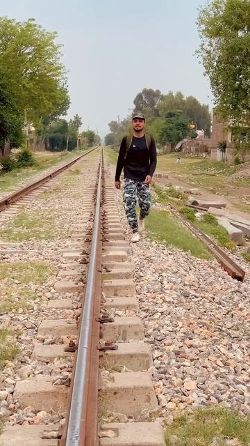 Wait for train motivation video salute pak army #youtubeshorts #youtube #pakarmyzindabad смотреть онлайн