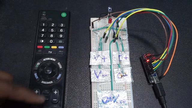 DIY Touch Remote | Control TV using Touch Remote смотреть онлайн