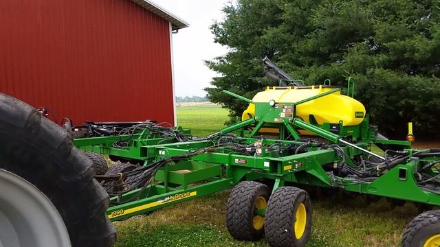 BigIron Auction 11/20/19 2010 John Deere 1990 Air Seeder смотреть онлайн