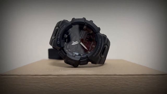 Chi tiết CASIO G-SHOCK STEP TRACKER GBA-900 смотреть онлайн