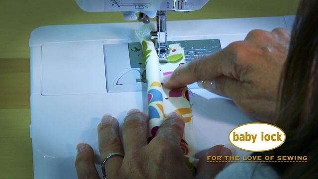 Baby Lock Accessory Spotlight: Narrow Zipper Foot смотреть онлайн