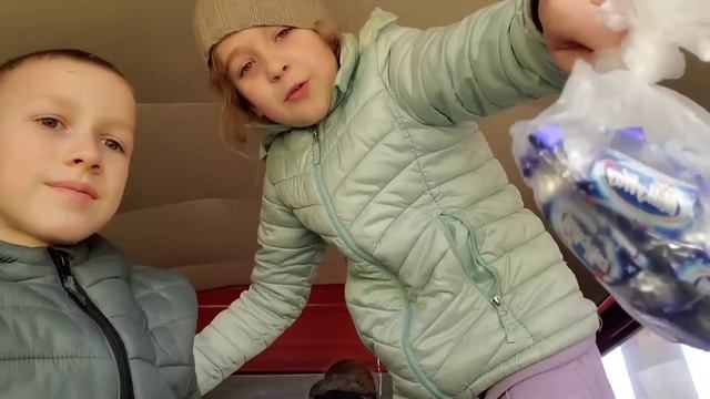 24 часа в пожарной машине 🚒 смотреть онлайн