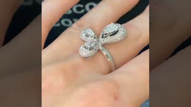 Золотое кольцо, вставки бриллианты проба 750 Вес 12,81 гр смотреть онлайн