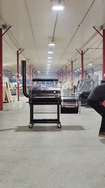 Rolling offset smoker #offsetsmoker #bbqlife #bbqworkshop смотреть онлайн