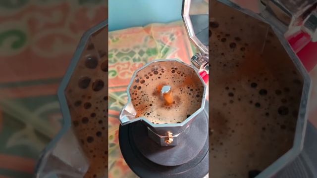 pedrini coffee maker #fafoodie #coffee عمل الاسبريسو بدون ماكينة смотреть онлайн