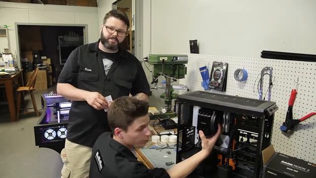 Den of Geek PC Building Guide: Cooling (Part 9) смотреть онлайн