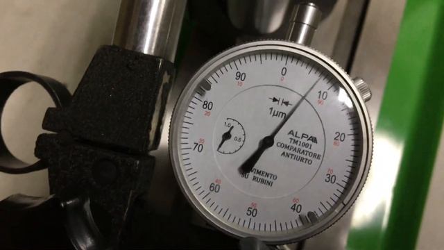 Осьове шпіндель MN80 смотреть онлайн