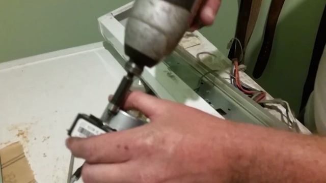 Timer Repair on a Whirlpool Electric Dryer смотреть онлайн