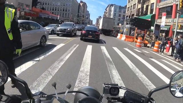 7 Tips for Riding in Traffic on a Honda Rebel 300 смотреть онлайн