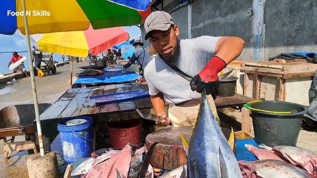4 tail tuna skills using the sharpest machete in the world смотреть онлайн