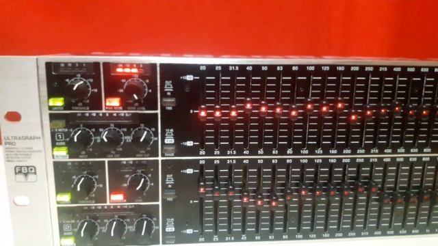 Tutorial Como UTILIZAR  ECUALIZADOR Behringer Ultragraph Pro Fbq 6200