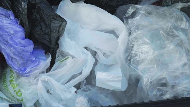 Сдай пакет на переработку, освободи место для ЖИЗНИ! смотреть онлайн