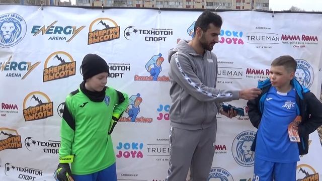 Интервью Невский Фронт - ДФК Зенит-84 (2010 г.р.) смотреть онлайн