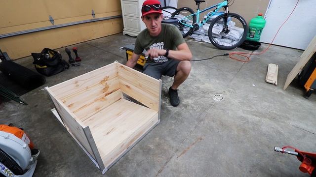 Budget Overland Slide Out Kitchen Build смотреть онлайн