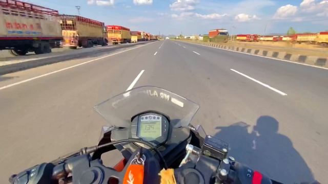Long Hyper Ride Highway Road Bypass ❤️🔥|| KTMRC 200 speed 143 km par aaya samne truck tailor 😳|| смотреть онлайн