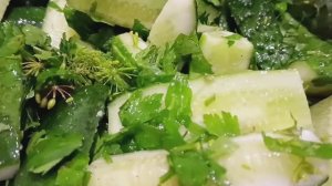 Как мариновать сладкие огурчики дольками. Мамин секретный рецепт.