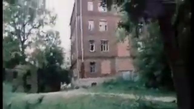 Мымра к стене смотреть онлайн