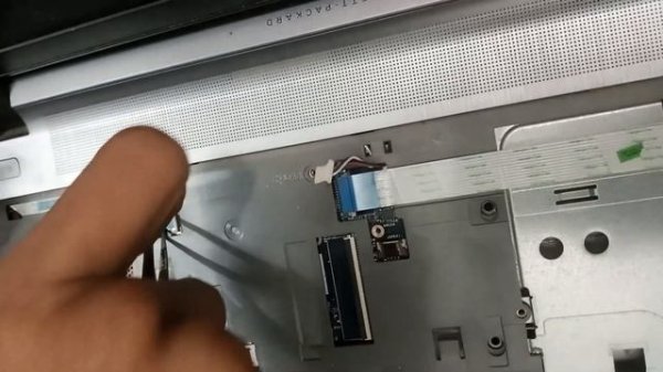 HP ProBook 450 G2 disassembly and fan cleaning