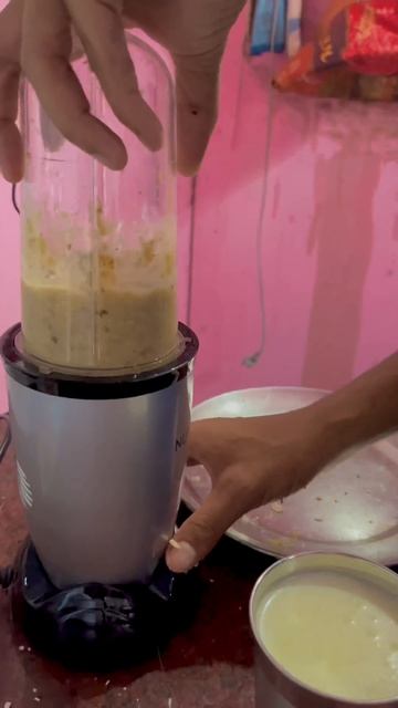 Milk Protein Shake -Banana -Almonds-oats-Berries Mix Recipes For Footballers #asmrfootball#milkshak смотреть онлайн