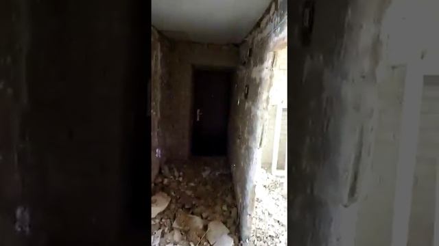 сбитие штукатурки смотреть онлайн