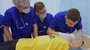 Стали врачами на 24 часа челенж...