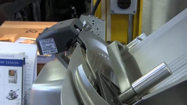 Hobart® 3813 Slicer - 3000 Series Slicers смотреть онлайн