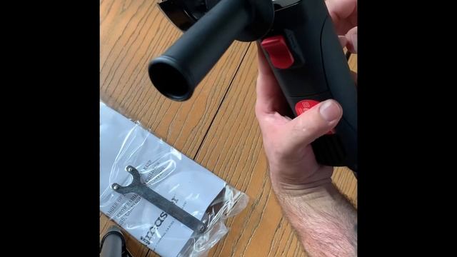 Harbor Freight Drillmaster 4 1/2 angle grinder unboxing смотреть онлайн