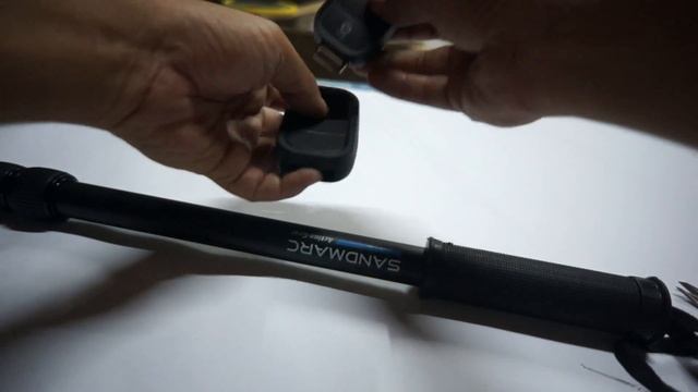 How to attach gopro wifi remote with Sandmarc Pole смотреть онлайн
