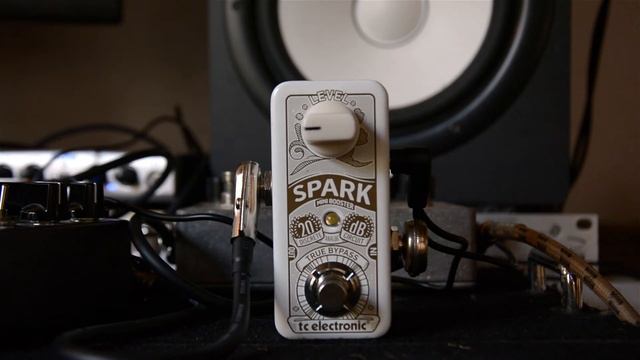 TC Electronic - Spark Mini Booster review - Just Play смотреть онлайн