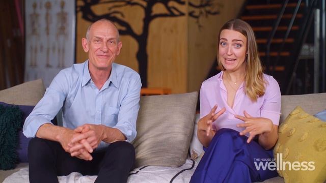 Discussing different types of contraception | Season 6 | The House of Wellness смотреть онлайн