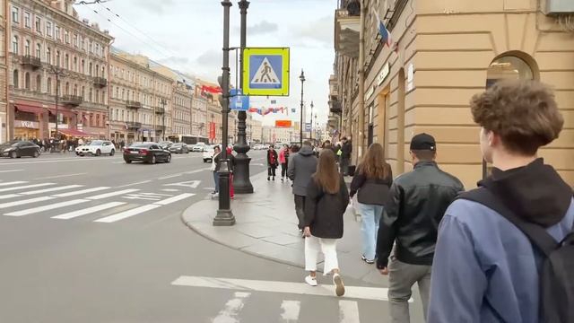 Walking in Saint Petersburg from Marat street to Mayakovskaya metro station смотреть онлайн