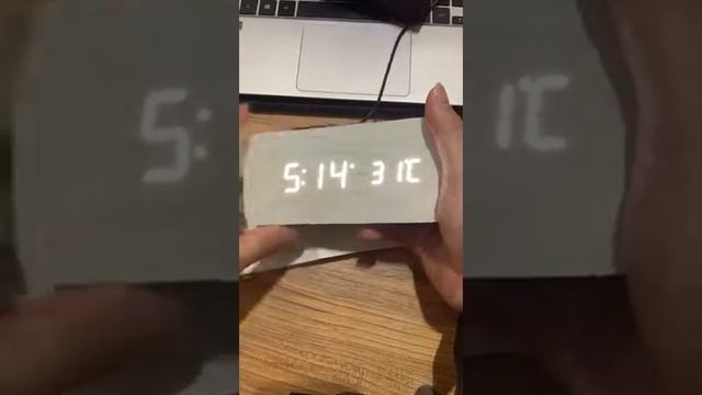 Cara Setting Alarm Jam Meja Motif Kayu Digital Led Weker Desain Wood Alarm LED Clock Waker Suhu смотреть онлайн