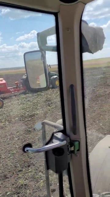 FENDT 939 & JOHN DEERE 8R 410 ❗️❗️❗️🚜🚜🚜 ###shorts #tractor #farming #fendt #johndeere #new смотреть онлайн