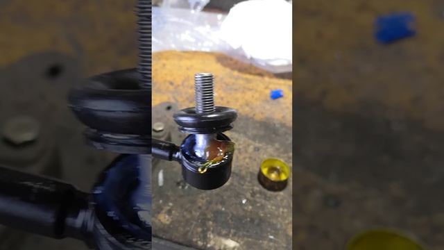 замена стойки стабилизатора. хитрости смотреть онлайн