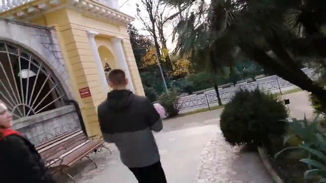 парк дендрарий снаружи смотреть онлайн