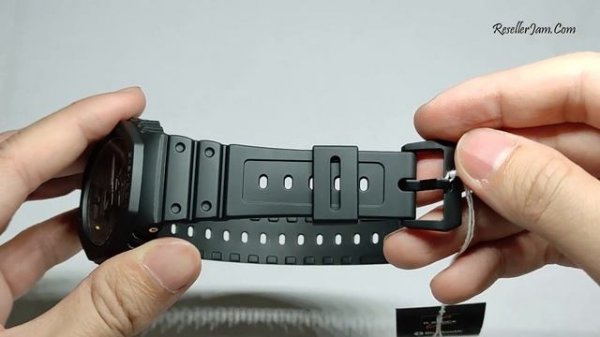 Casio G-Shock GA-B2100-1A1 Solar & Bluetooth