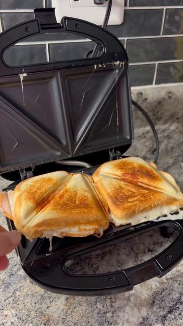 Hot sandwiches #food #amazonfinds #shorts смотреть онлайн