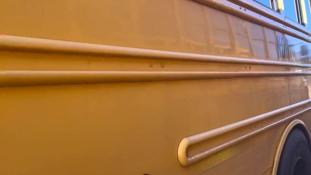 Quick Review Of Bus 53 From Stokes County смотреть онлайн