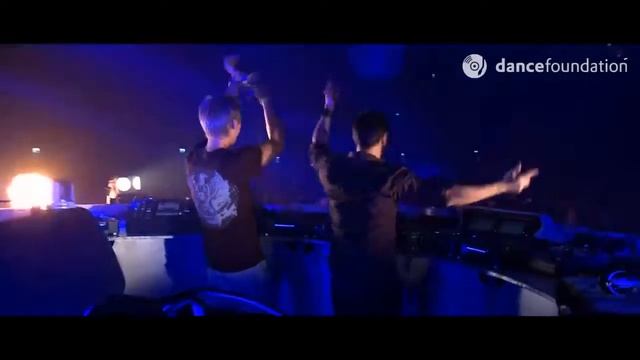 Armin_van_Buuren___Markus_Schulz_-_The_Best_of_Both_Worlds_HD (3).mp4 смотреть онлайн