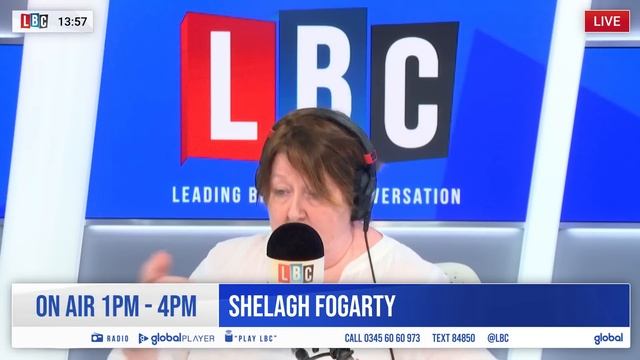 Nigel Farage offers 'hope' to the UK, argues LBC caller смотреть онлайн