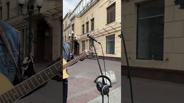 Daniel Stranger LIVE FROM MOSCOW RUSSIA смотреть онлайн