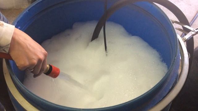 3 этап. Наполняем бочку водой. смотреть онлайн