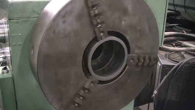SARO ENGINE LATHE SPA1000X5000 смотреть онлайн