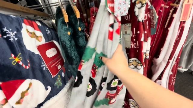 SPECTACULAR HUGE CHRISTMAS SHOPPING @ BURLINGTON! So many nice holiday finds.￼ смотреть онлайн