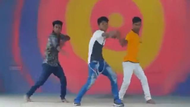 Akhiya lari o bich bazar dil mera tut gya pehli bar смотреть онлайн