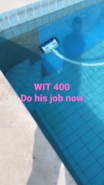 Pool robot cleaner cleaning the in-ground pool смотреть онлайн