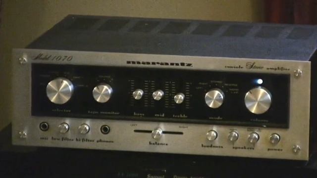 Marantz 1070 integrated amplifier - JBL L19 Speakers смотреть онлайн